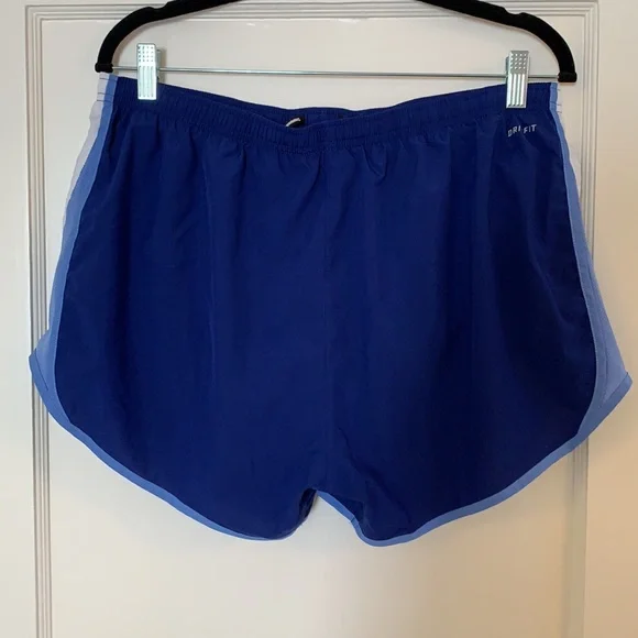 Nike dri-fit shorts - Picture 2 of 4